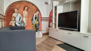 Domus Romana - Holy Trinity Cathedral