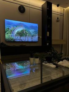 Green Stylish Studio -Self Entry