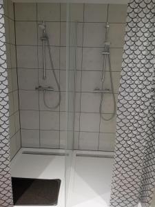 Zur weissen Taube Haus 2 Große Monteurs und Handwerkerwohnung nahe Berlin und Brandenburg