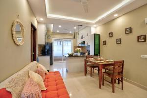 Abura-Luxurious 2 BHK -Close to Beach