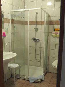 Double Room with Extra Bed room in Der Schnuckenhof