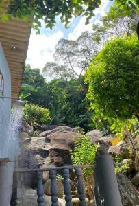 Casa ampla com vista para o mar