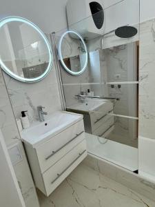 beautiful apartment with 2 beds