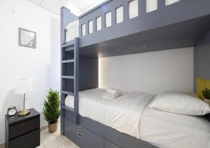 2 min walk to JBR Beach & Dubai Marina - Sea View