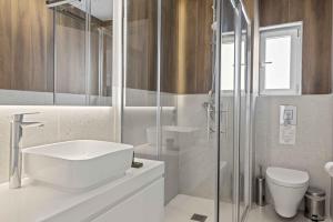 Phaedrus Living: Limassol Seaside Residences 05