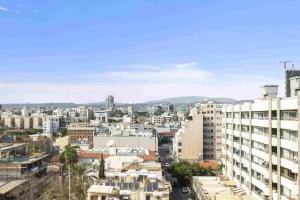 Phaedrus Living: Limassol Seaside Residences 05