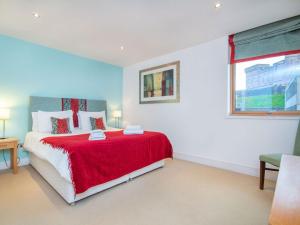 208 By The Bridge Apartment