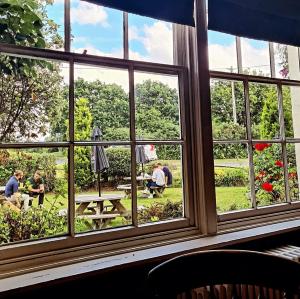 The Mortimer Arms