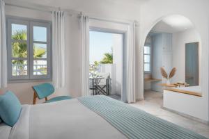 Junior Suite room in Santorini Kastelli Resort