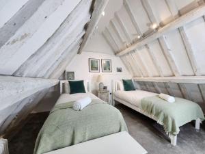 Swan Cottage, 5-Bedroom, Canal View, River, Private gardens, Free Parkings, WiFi, Oxford