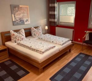 Geräumige Wohnung mit Terrasse in ruhiger Lage