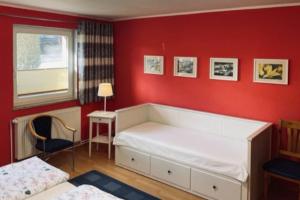 Geräumige Wohnung mit Terrasse in ruhiger Lage