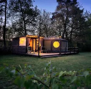 Yurt at Le Ranch Camping et Glamping - 萨拉 Yurt at Le Ranch Camping et Glamping - 萨拉