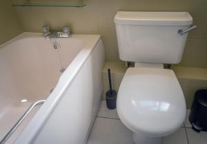 City Centre One Bedroom Apartment Free Parking And internet