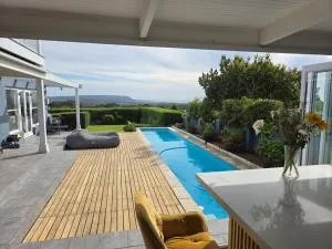 Home with views - Noordhoek