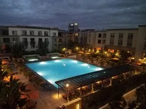 Penthouse Dreams - Ірвайн