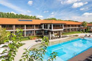 Boutique Complex Trakiets