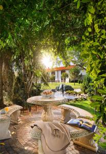 Boutique Complex Trakiets