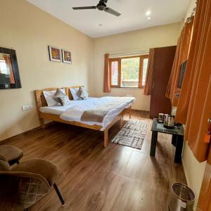 Panorama Villa homestay at Hartola, Mukteshwar by Kusumith Retreats