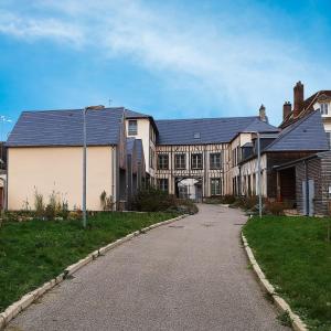 Maisons de vacances Welcome to HAPI-N B in the heart of Beauvais! : photos des chambres
