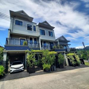 Naiharn high view villa