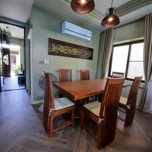 Naiharn high view villa