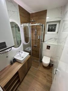 Seventh Oasis Apartment