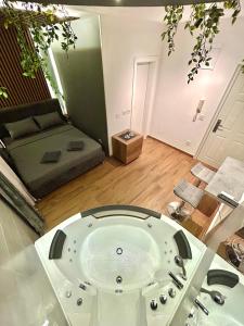 Seventh Oasis Apartment