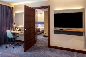 Standard Twin Room room in Holiday Inn Sisli