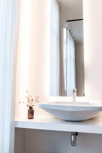 Charming Studio Retreat for Two in Central Ghent