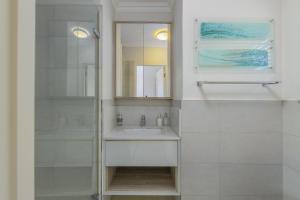 San Lameer Villa 10908 - 4 Bedroom Luxury - 8 pax - San Lameer Rental Agency