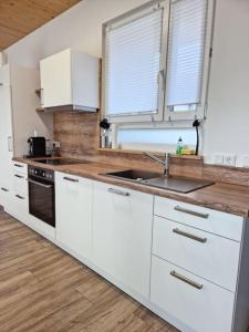 10min zum CenterParcs, Bungalow mit Garten,Carport