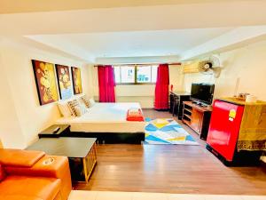 Sky Silk Decoration House