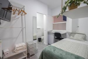 Coliving Mol-Terrace, En-Suite Bathroom, Fridge & TV