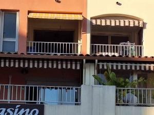 Spacieux T3 au Centre Port, Résidence avec Piscine, Cap dAgde - FR-1-607-10