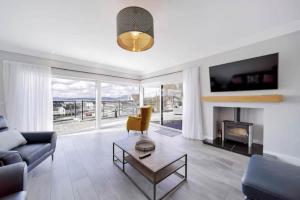 The View at BayView Lodge