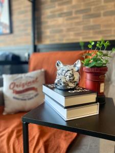 F1407 · 5 Stars: Industrial Loft Frei Caneca | Paulista