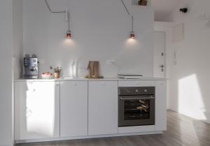 Sunny Mokotow - apartment near the metro