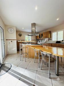 Villas Spacieuse et confortable villa avec piscine - L-Imperiale : photos des chambres