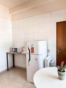 Lujoso amplio dpto para 8 en Salta con cochera - Bonavista Rentals