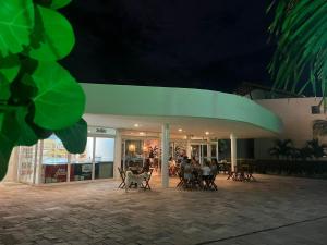 Apto 304-D, 1 quarto completo!