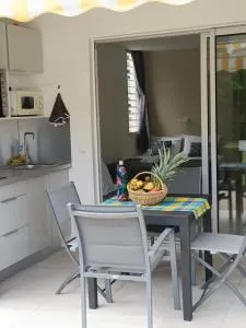 Ti Dousè Matnik - 圣安娜