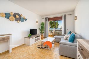 #252 Bartolomeu Dias 7 by Home Holidays
