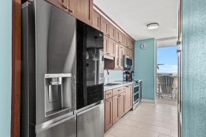 Galvestonian 600 - Beachfront Elegance