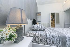 L Atelier comodo al centro - Parcheggio privato - Zona Ospedale San Martino