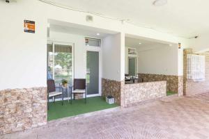 Beach garden apartment - 3hvězdičkové hotely ve městě Torremolinos