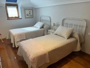 Camín de la plaza - Inguanzo