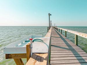 Kontiki Beach Resort #221