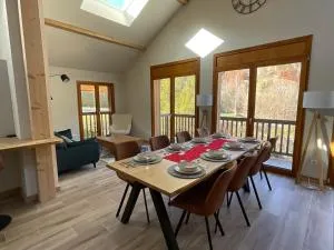 Lighthouse - a chalet inspired penthouse perfect for all seasons - Seytroux