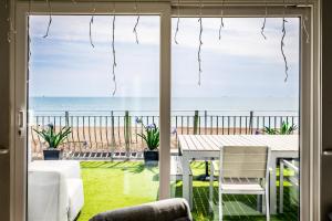 Seascape Beach House Hayling Island